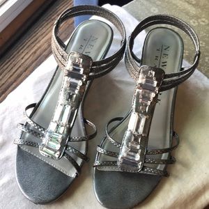 Silver/gray wedge sandals
